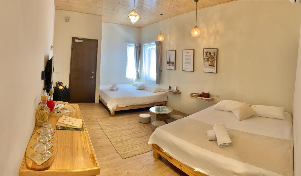 W24墾丁民宿墾丁大街一館bnb Экстерьер фото