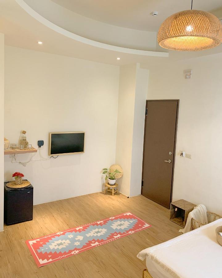 W24墾丁民宿墾丁大街一館bnb Экстерьер фото
