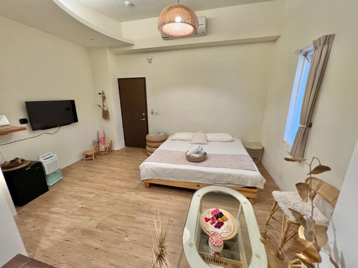 W24墾丁民宿墾丁大街一館bnb Экстерьер фото